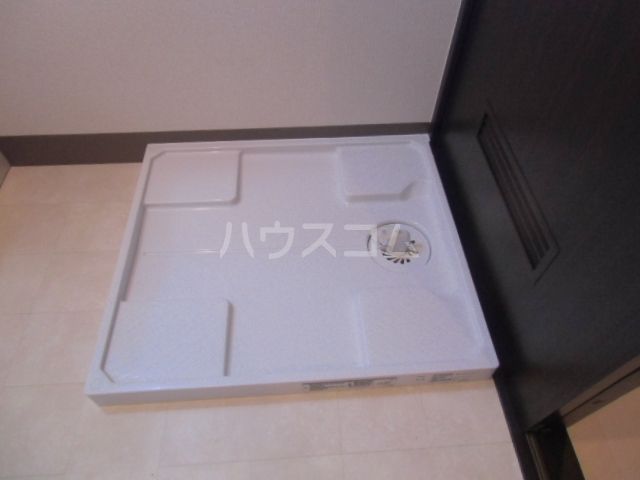 CLARINSの内装写真