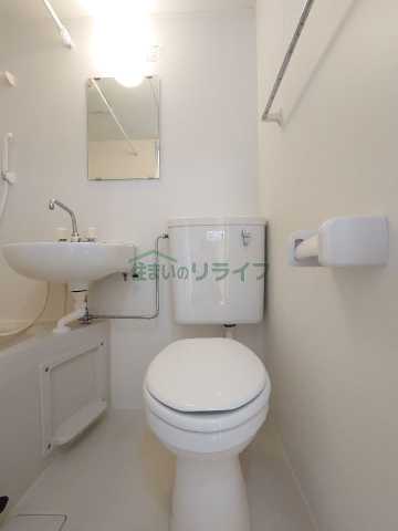 日神パレステージ西大島のトイレ写真
