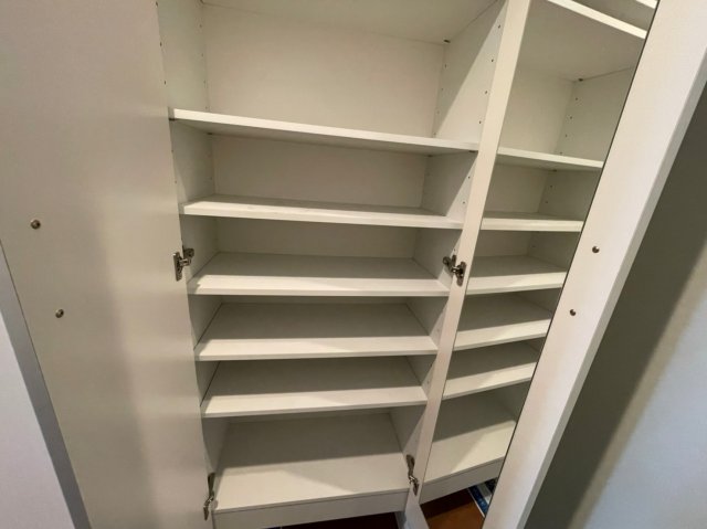 収納　(参考)同マンション別間取り他部屋の写真（間取り図が正）