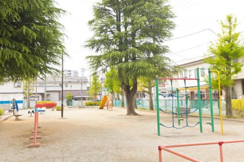 公園　土呂中央公園（公園）まで670m