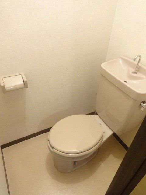 【フィオレのトイレ】