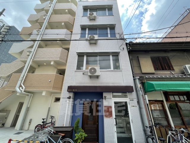 大阪市北区天満のマンションの建物外観