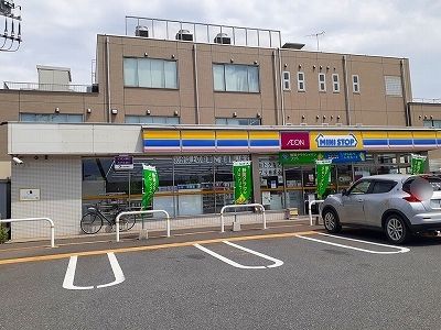 【千葉市中央区末広のアパートのコンビニ】