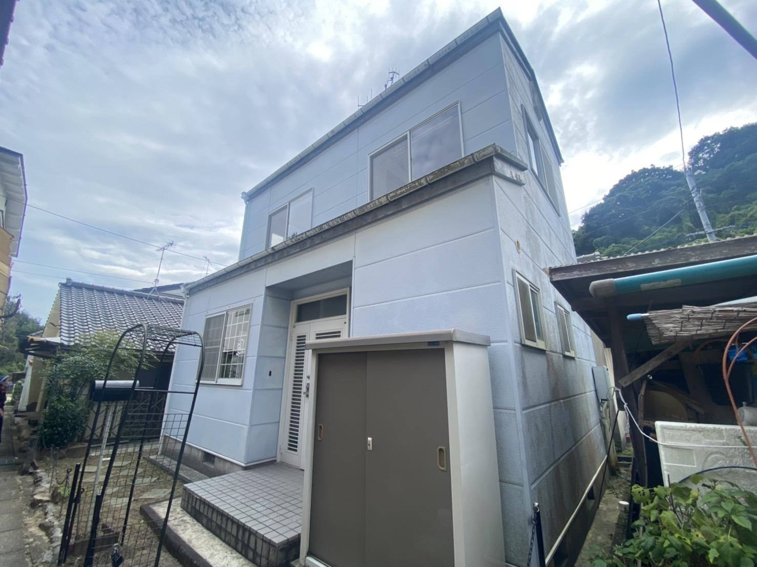 北塩屋町８番戸建の建物外観