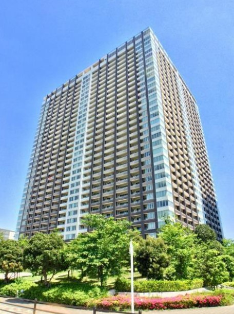 Brillia Mare　有明　TOWER＆GARDENの建物外観