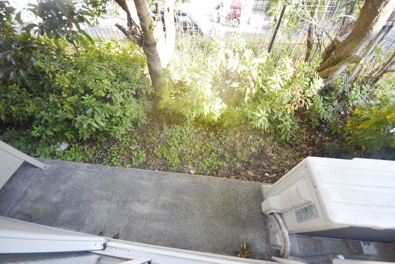バルコニー　庭