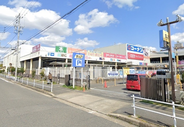 【名古屋市中川区十番町のマンションのスーパー】