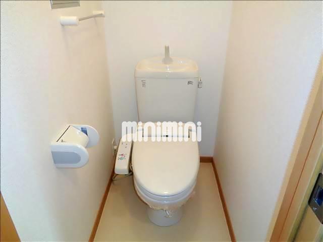 トイレ　シャワー付きトイレです！