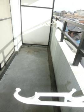 　バルコニー　ベランダ