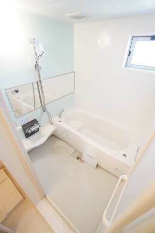 バス・シャワールーム　※同物件・同タイプの写真です。