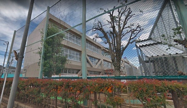 小学校　立川市立第五小学校（小学校）まで673m