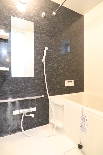 バス・シャワールーム　※別室の参考写真の為、現況優先です。