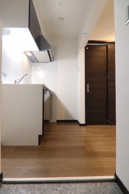 玄関　※別室の参考写真の為、現況優先です。