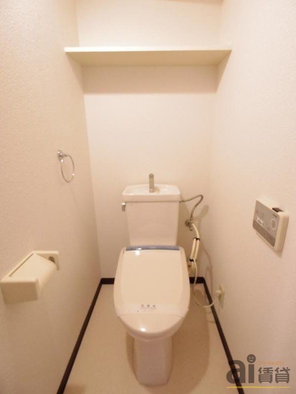 トイレ　※同仕様写真