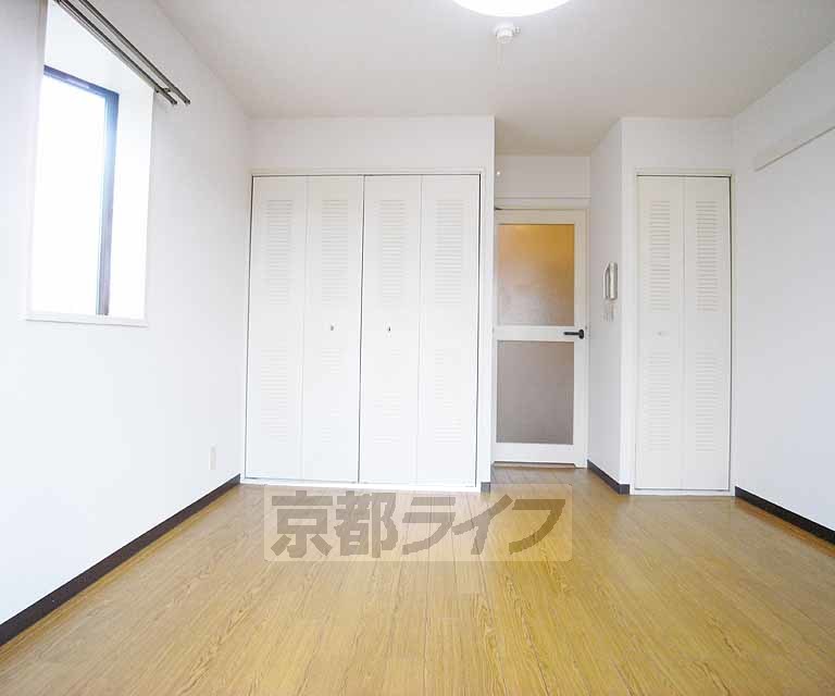 居室・リビング　広々としたお部屋です。