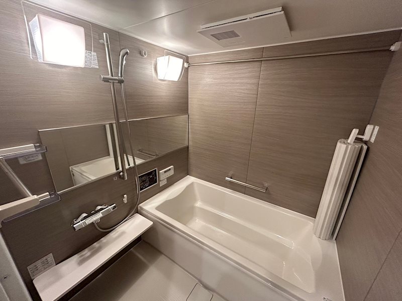 バス・シャワールーム