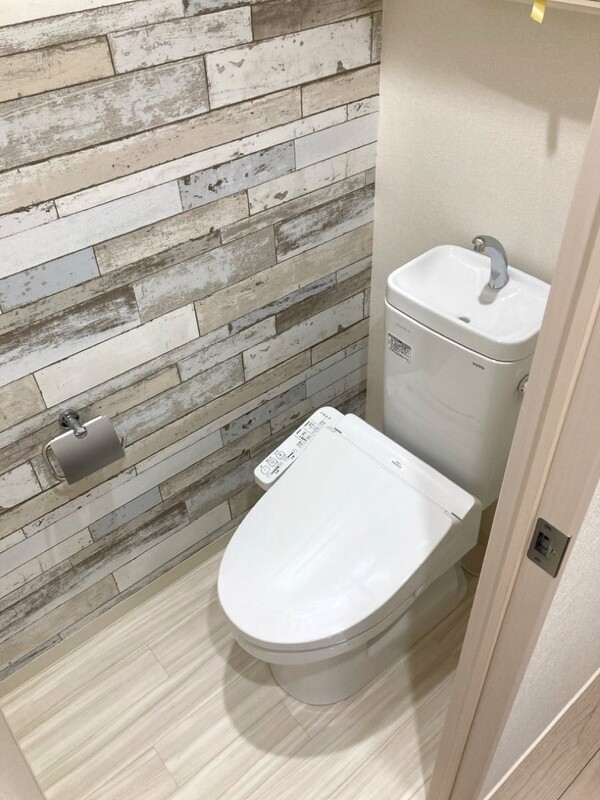 フジパレス長洲公園III番館のトイレ写真