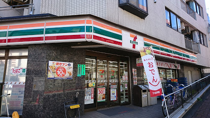 コンビニ　セブンイレブン 北区東十条駅前店（コンビニ）まで121m