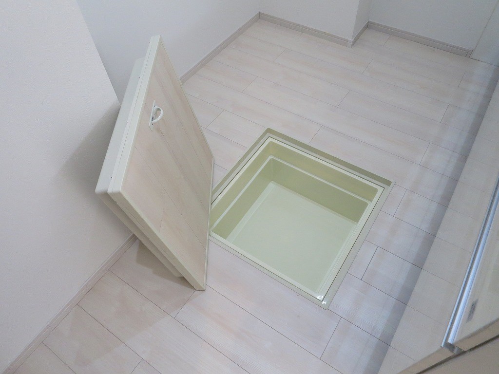 収納　床下収納あり