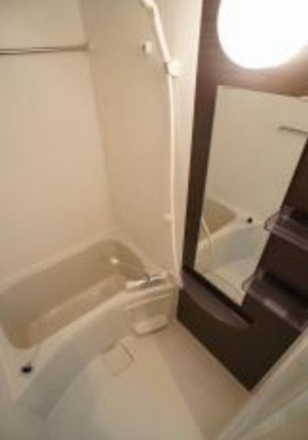 バス・シャワールーム　参考写真（同建物別部屋のものです