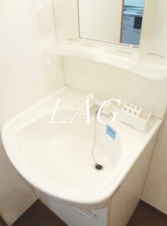 洗面設備　独立洗面台です。