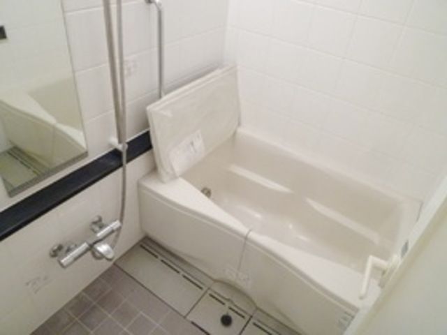 バス・シャワールーム　別部屋参照写真