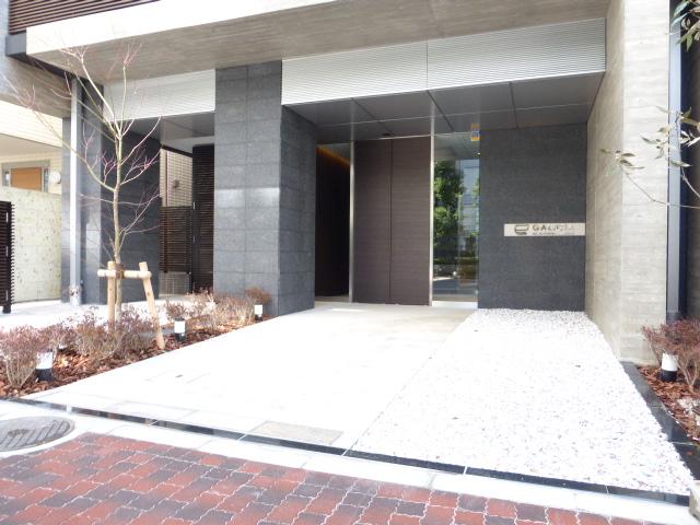 エントランス　エントランス