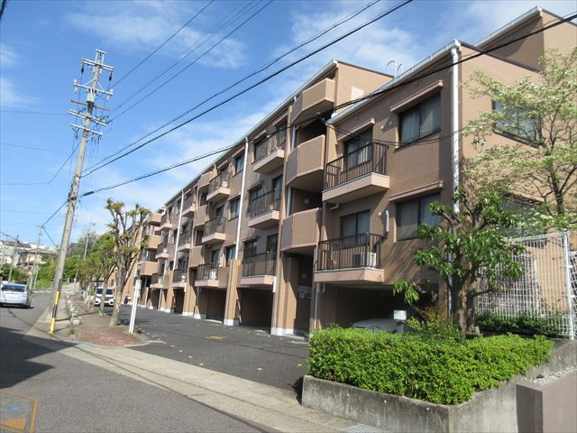 建物外観　シティーコーポ春里