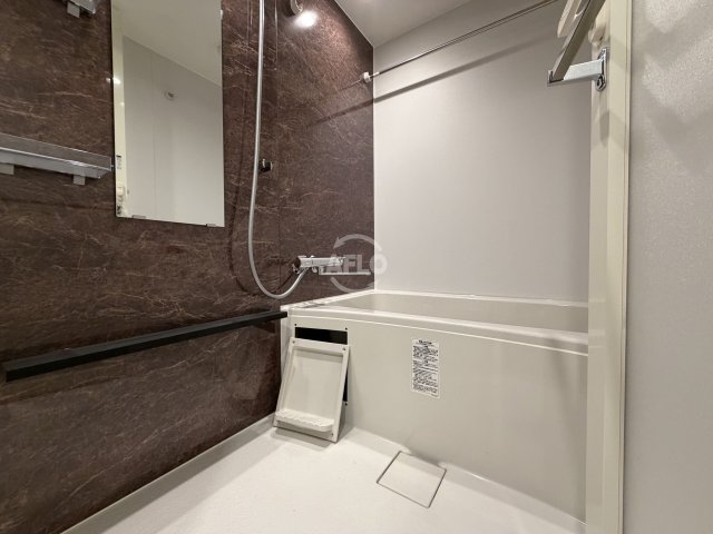 バス・シャワールーム　エスリードレジデンス ザ・グラン南堀江　風呂