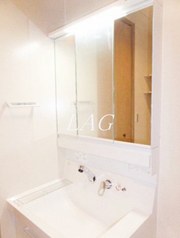 洗面設備　独立洗面台です。