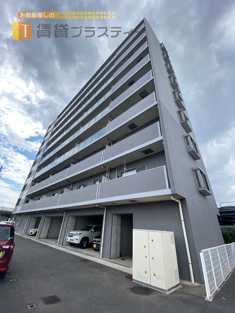 建物外観　船橋の街並みを見下ろすマンション