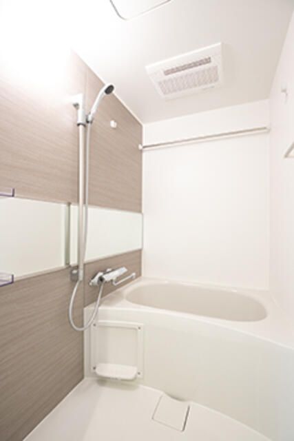 バス・シャワールーム　※写真は同タイプ住戸です。