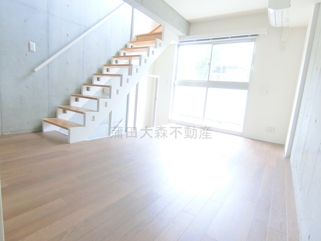 居室・リビング　LDK8.4帖　リビングダイニングキッチン