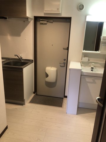 玄関　シンプルで使いやすい玄関です