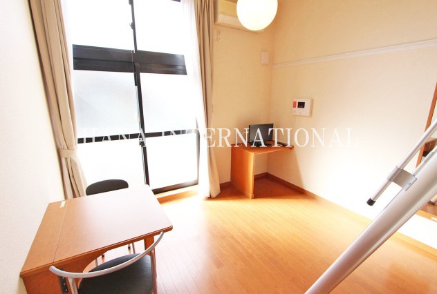 居室・リビング　※１階のみフローリングとなります。現況優先