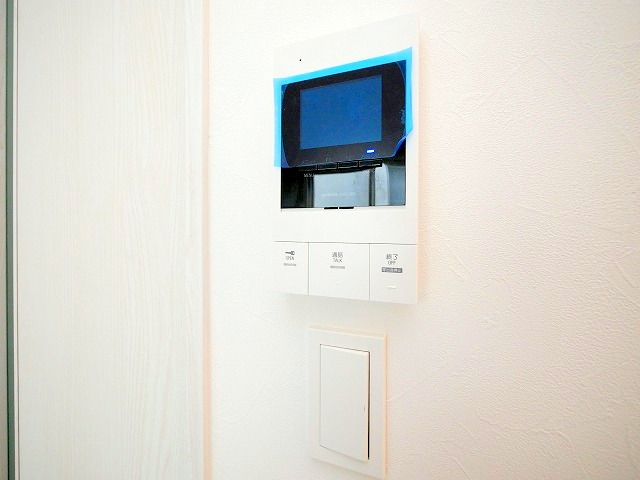 セキュリティ　モニター付きインターホン完備しています♪