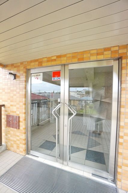 エントランス　★タウンハウジング鷺沼店まで→ＴＥＬ0448706656★