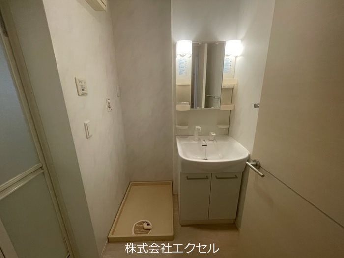 洗面設備　独立洗面台です。