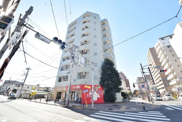 建物外観　★駅近のオートロック付きマンションです★