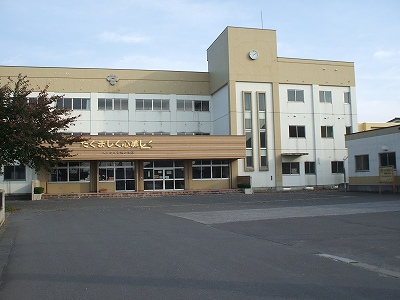 その他　八戸市立青潮小学校（その他）まで880m