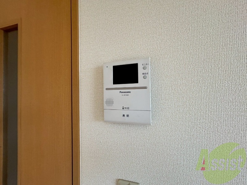 セキュリティ　ＴＶモニター付インターホンです。来客者の顔が見えるので安心！