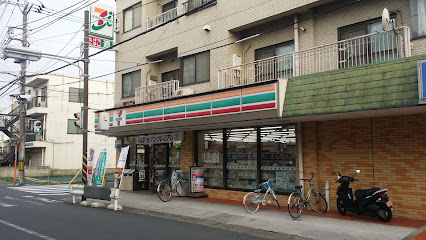 コンビニ　セブンイレブン（コンビニ）まで2m