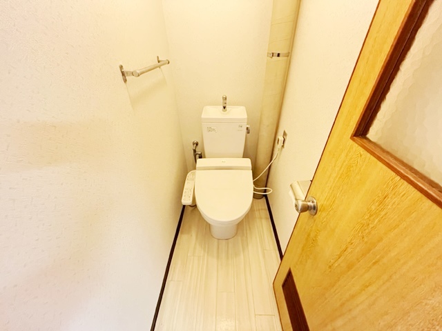 トイレ　※他室写真・現況優先