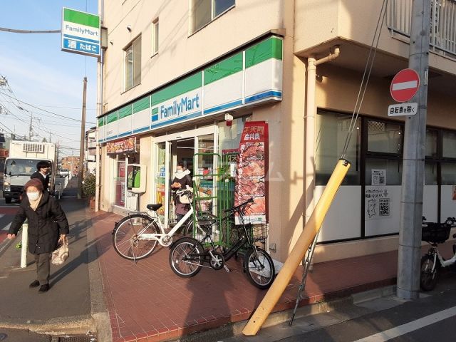 コンビニ　ファミリーマート京王多摩川店（コンビニ）まで433m