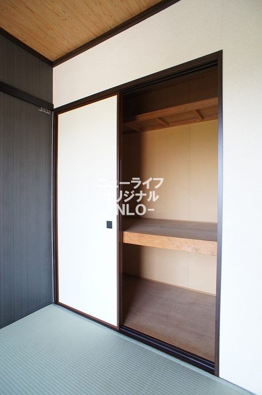 収納　衣服から布団までたくさん収納することができます☆