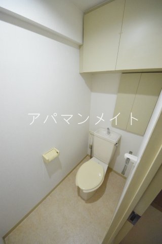 トイレ　収納あります