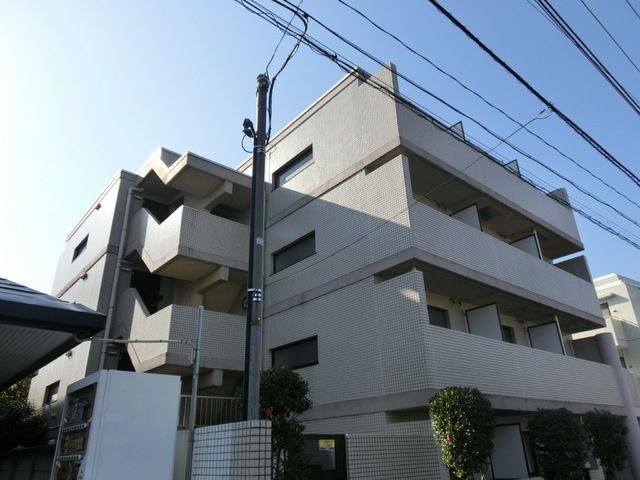 建物外観　★喜多見駅徒歩５分生活に便利です★