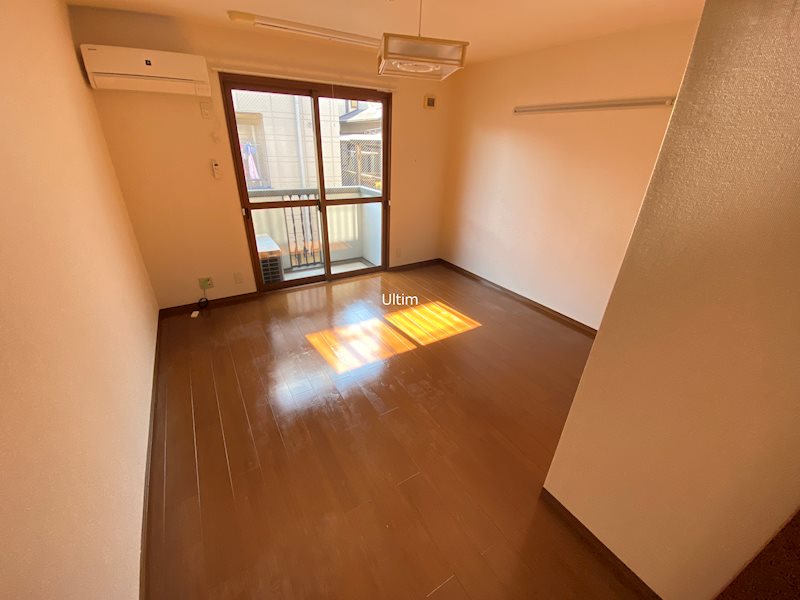 居室・リビング　※同タイプの他のお部屋です