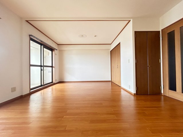 プレラにしのみやの居間写真