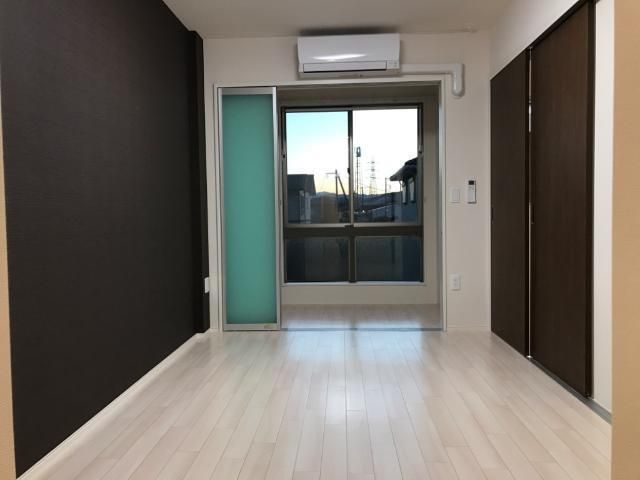 ISEYAの居間写真